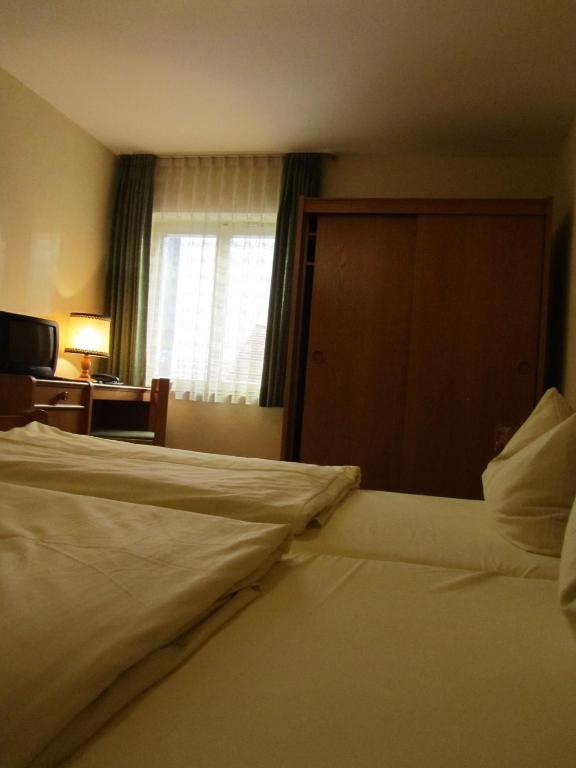 Hotel Gasthof Humplbrau Wolfratshausen Ruang foto