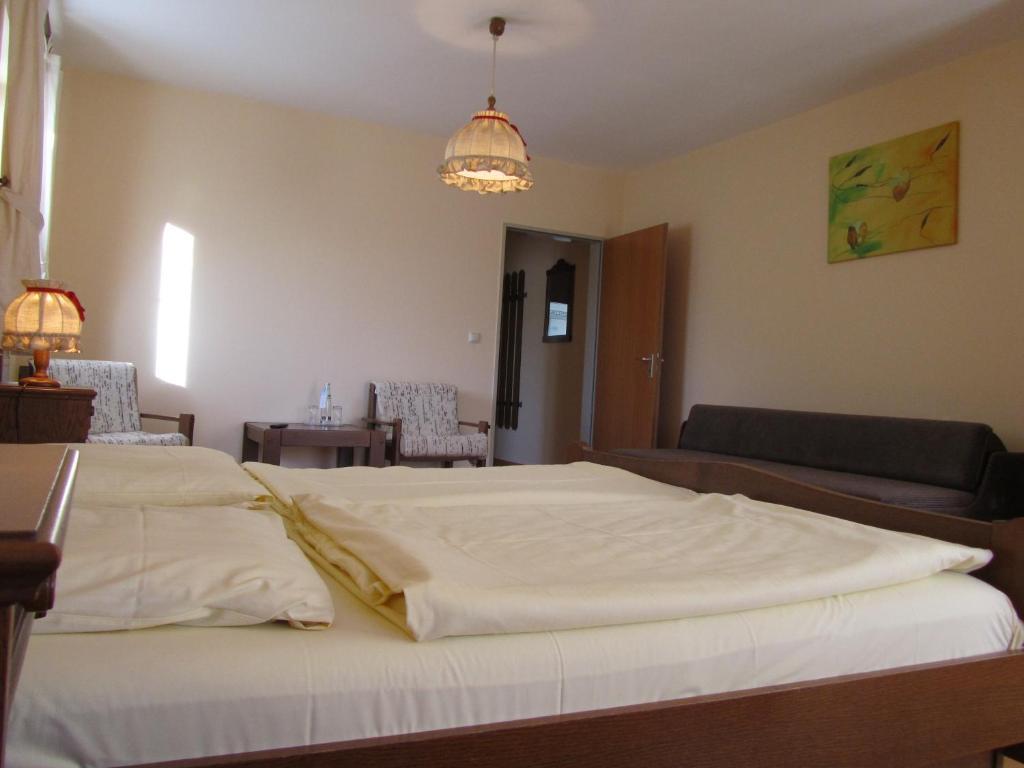Hotel Gasthof Humplbrau Wolfratshausen Ruang foto