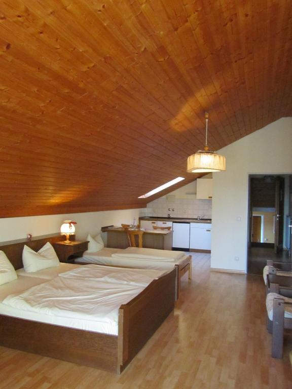 Hotel Gasthof Humplbrau Wolfratshausen Ruang foto